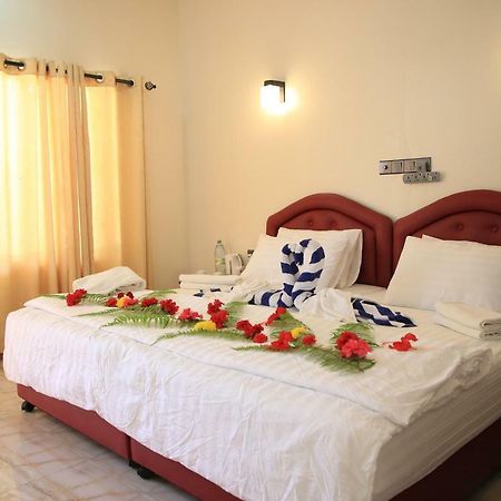Evila Inn - Thoddoo Exterior photo