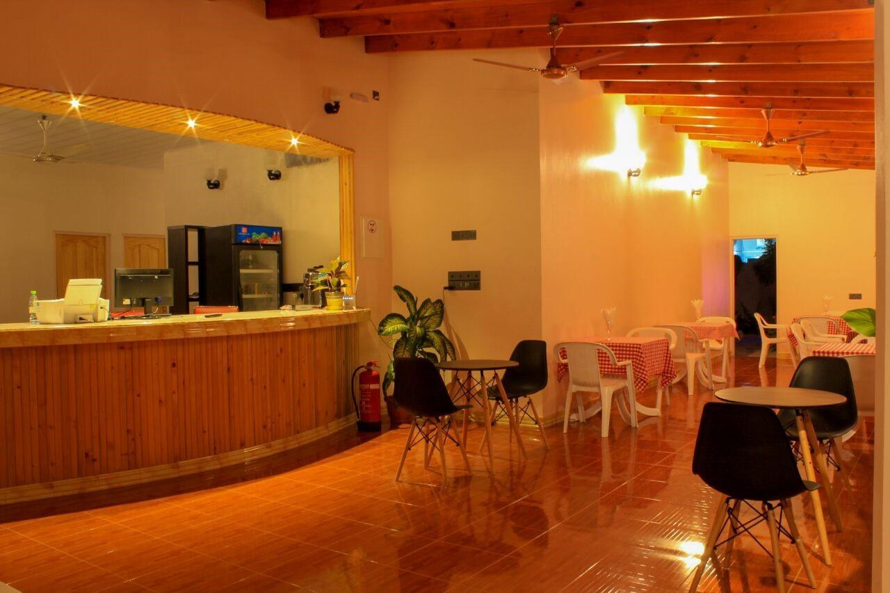 Evila Inn - Thoddoo Exterior photo