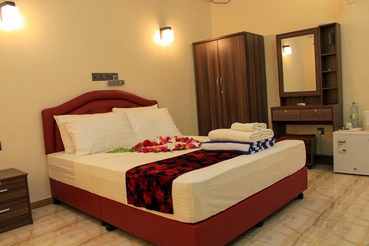 Evila Inn - Thoddoo Exterior photo