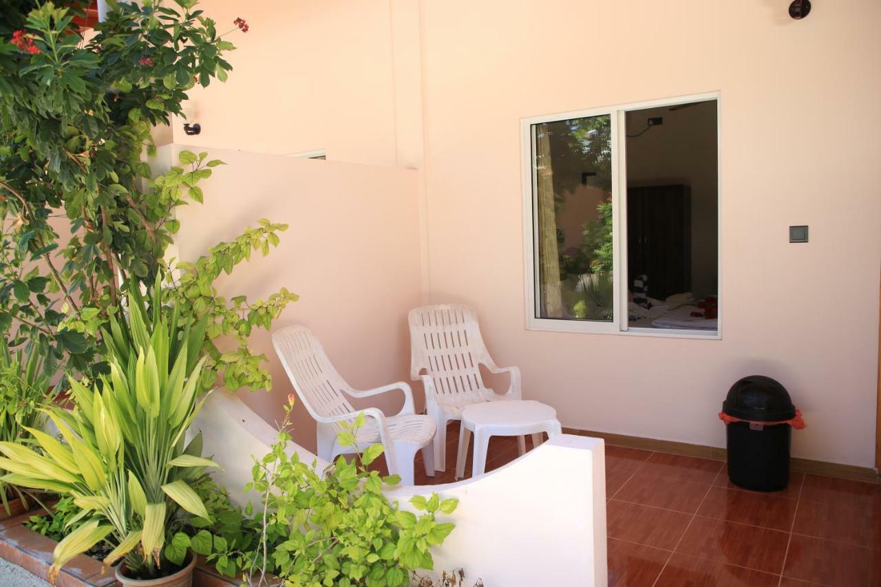 Evila Inn - Thoddoo Exterior photo